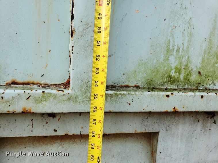 image for item DH2811 1985 GMC C6000 chipper truck