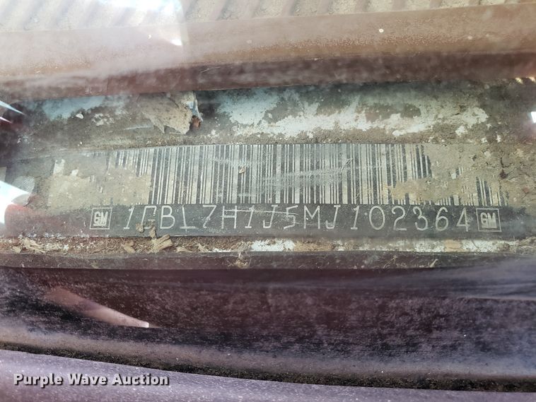 image for item DH2814 1991 Chevrolet Kodiak C6500 bucket tuck