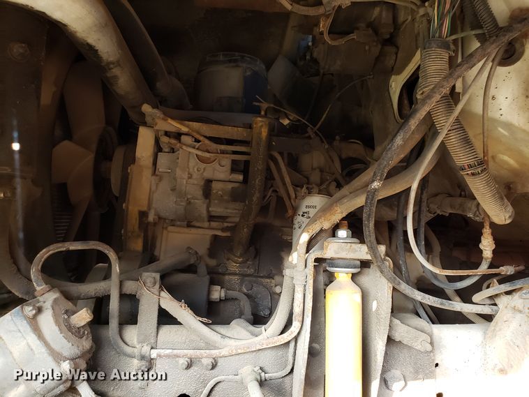 image for item DH2814 1991 Chevrolet Kodiak C6500 bucket tuck