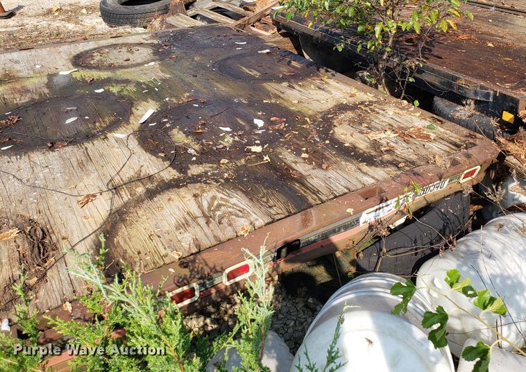 image for item DH2815 Knapheide flatbed