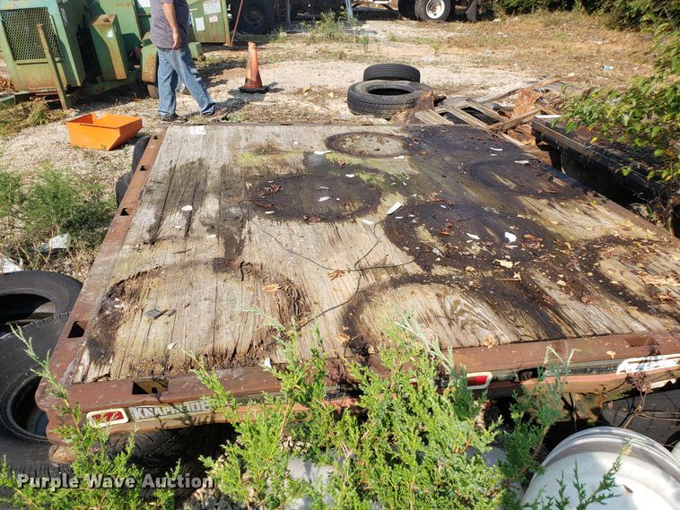 image for item DH2815 Knapheide flatbed