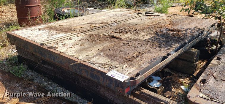 image for item DH2816 9'L x 94"W flatbed