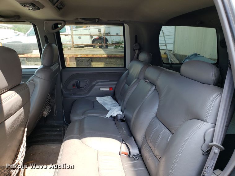 image for item DH2818 1999 GMC Yukon SUV