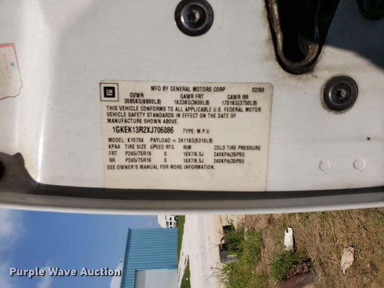 image for item DH2818 1999 GMC Yukon SUV