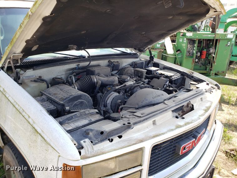 image for item DH2818 1999 GMC Yukon SUV