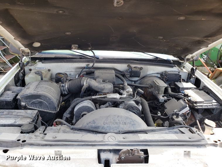 image for item DH2818 1999 GMC Yukon SUV