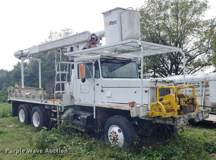 image for item DH2820 1965 Zeligson digger derrick truck