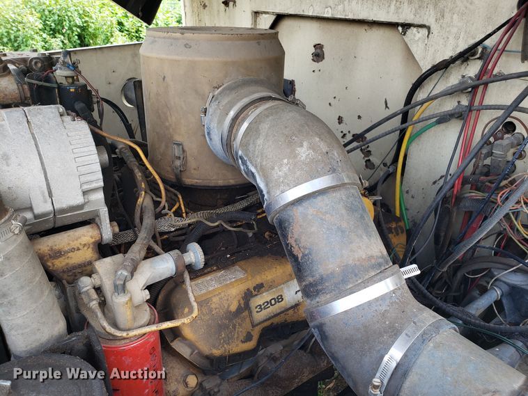 image for item DH2820 1965 Zeligson digger derrick truck