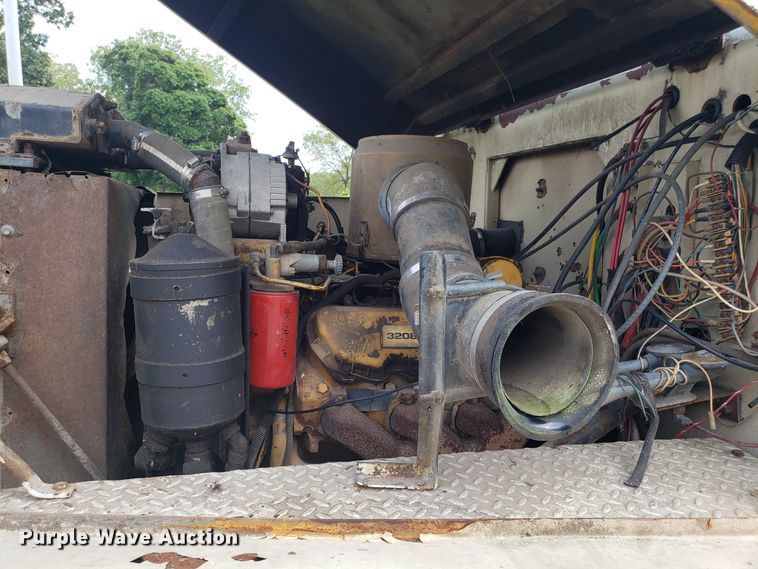 image for item DH2820 1965 Zeligson digger derrick truck