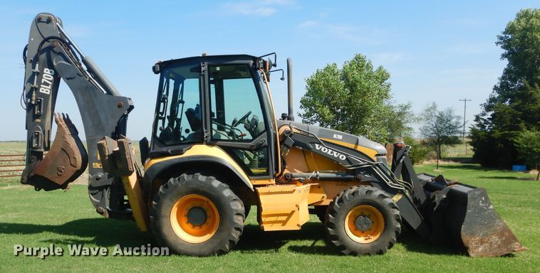 image for item DH3507 2012 Volvo BL70B backhoe