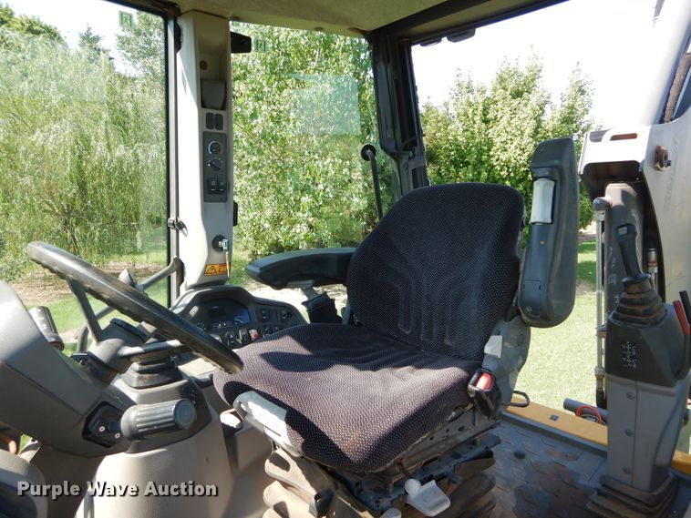 image for item DH3507 2012 Volvo BL70B backhoe