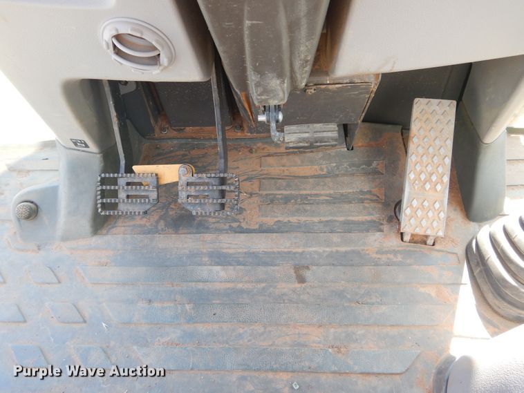 image for item DH3507 2012 Volvo BL70B backhoe