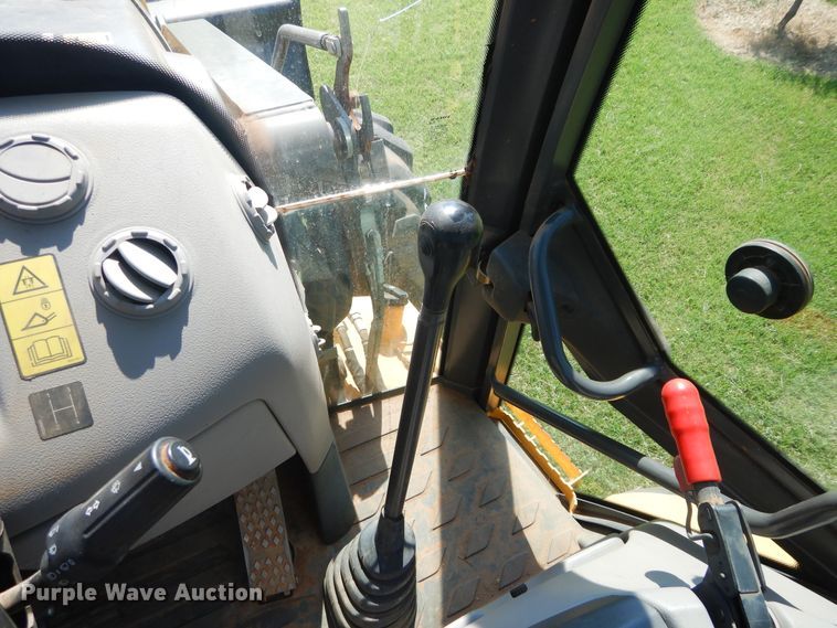 image for item DH3507 2012 Volvo BL70B backhoe