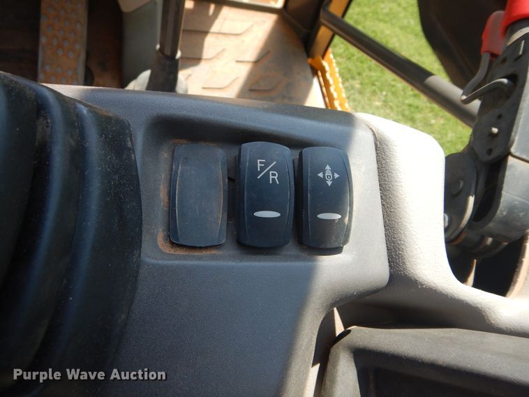 image for item DH3507 2012 Volvo BL70B backhoe