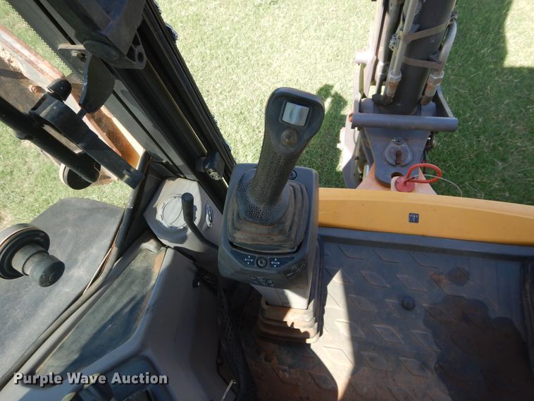image for item DH3507 2012 Volvo BL70B backhoe