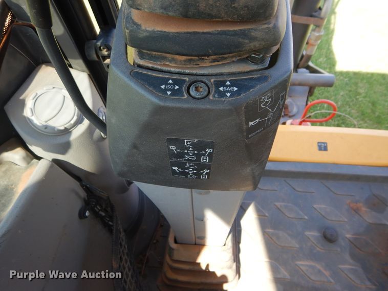 image for item DH3507 2012 Volvo BL70B backhoe