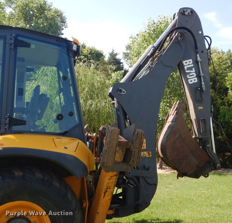 image for item DH3507 2012 Volvo BL70B backhoe