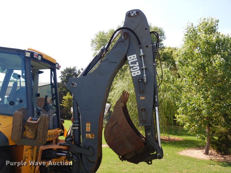 image for item DH3507 2012 Volvo BL70B backhoe