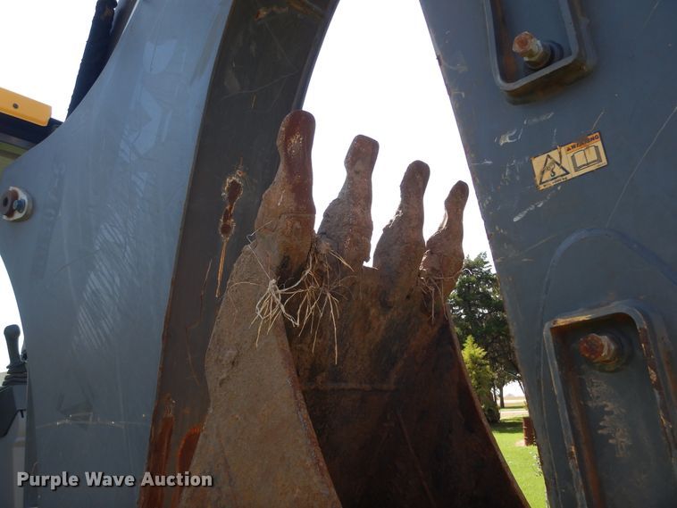 image for item DH3507 2012 Volvo BL70B backhoe