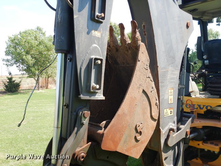image for item DH3507 2012 Volvo BL70B backhoe