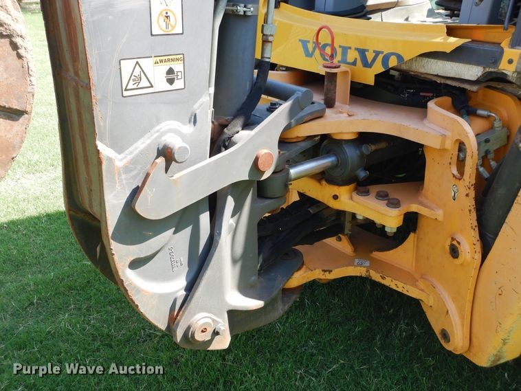 image for item DH3507 2012 Volvo BL70B backhoe