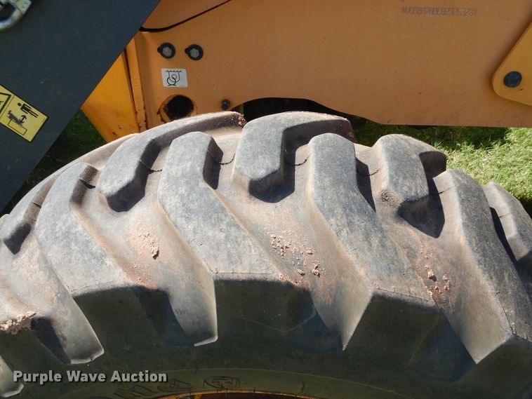 image for item DH3507 2012 Volvo BL70B backhoe