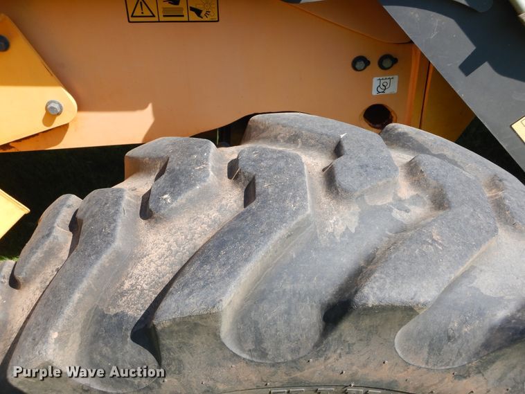 image for item DH3507 2012 Volvo BL70B backhoe