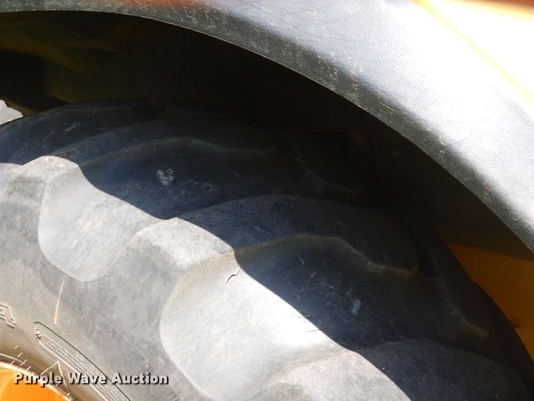 image for item DH3507 2012 Volvo BL70B backhoe