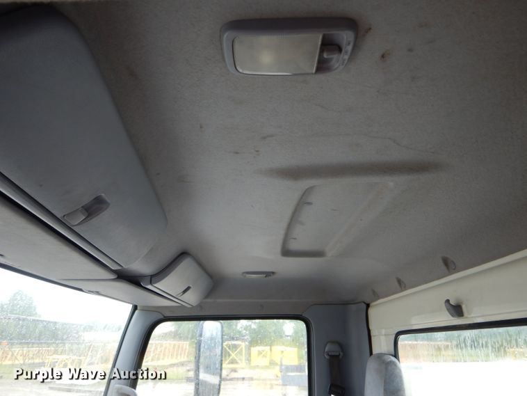 image for item DH6097 2007 Hino 258 service truck with crane