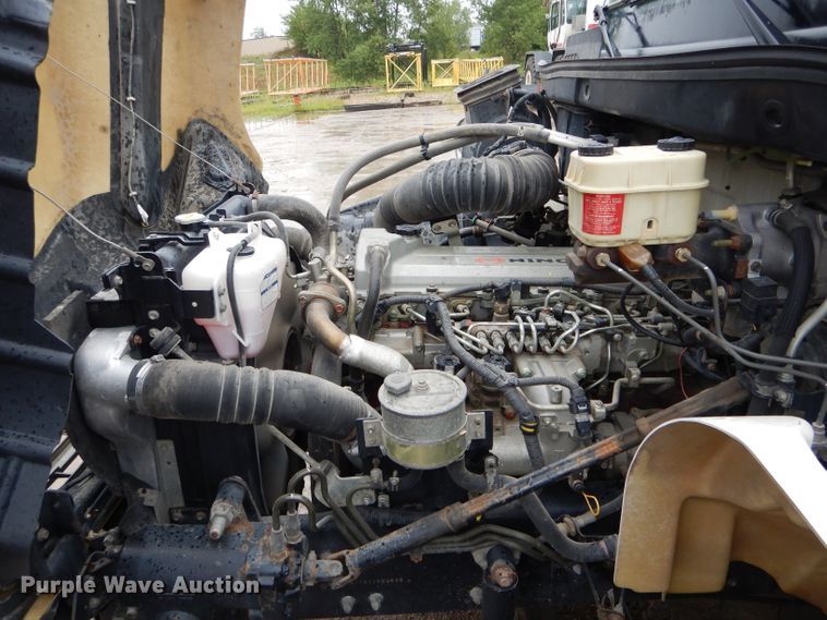 image for item DH6097 2007 Hino 258 service truck with crane