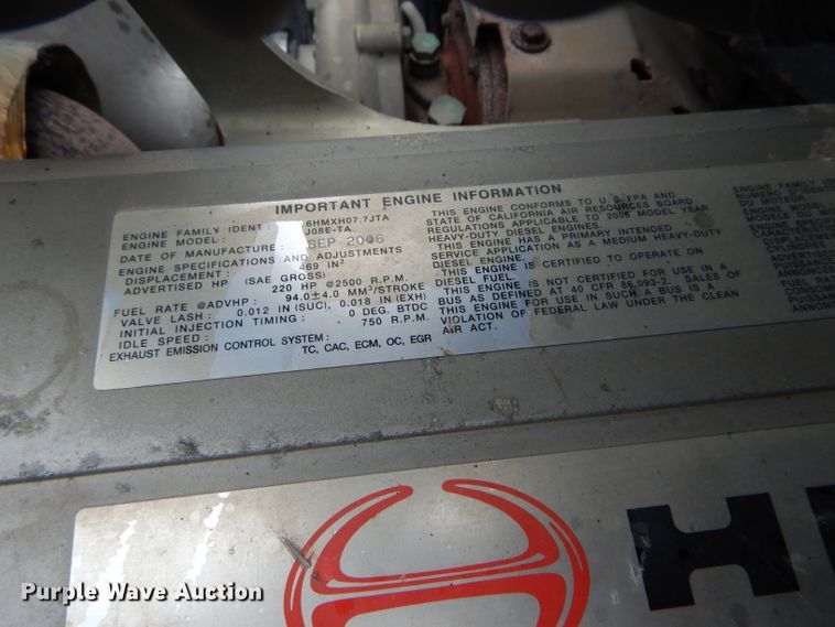 image for item DH6097 2007 Hino 258 service truck with crane