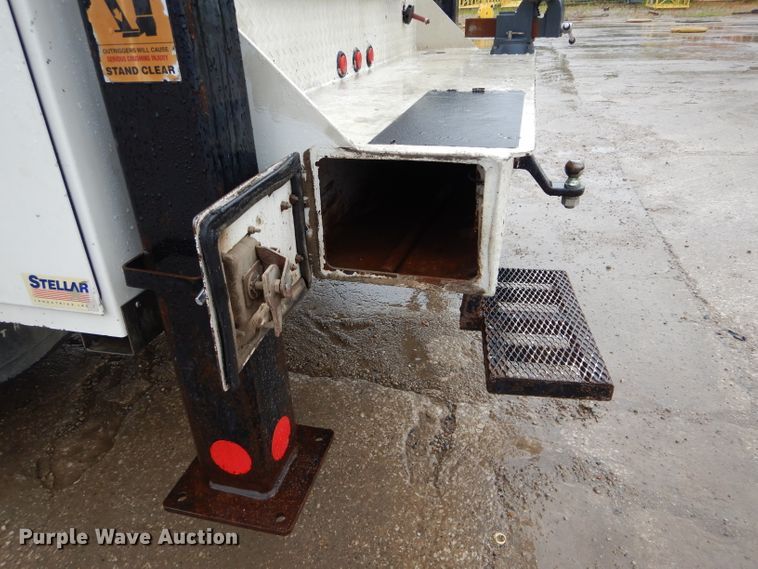 image for item DH6097 2007 Hino 258 service truck with crane