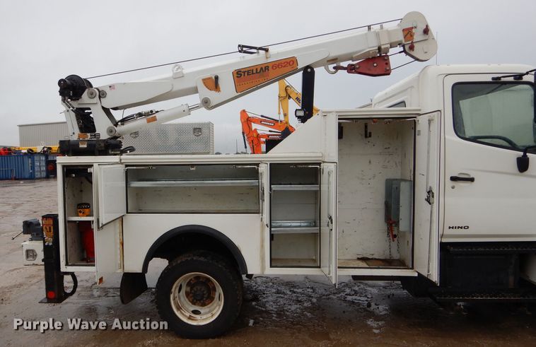 image for item DH6097 2007 Hino 258 service truck with crane