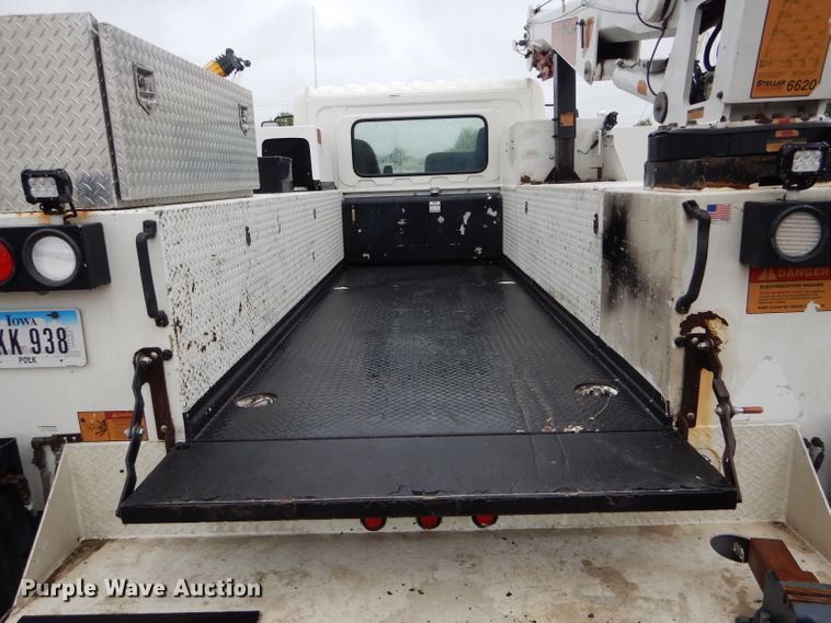 image for item DH6097 2007 Hino 258 service truck with crane