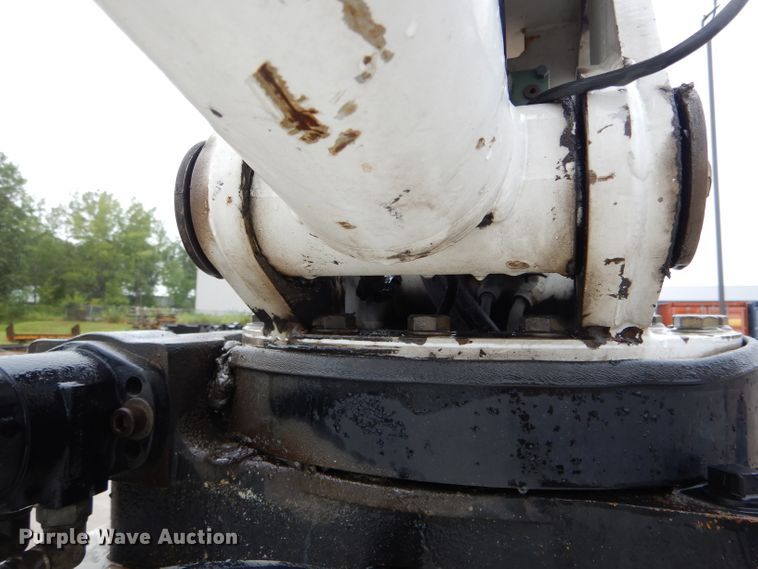 image for item DH6097 2007 Hino 258 service truck with crane