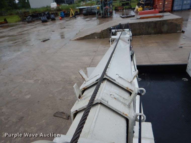 image for item DH6097 2007 Hino 258 service truck with crane