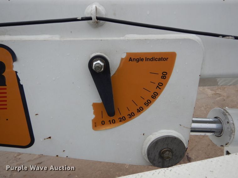 image for item DH6097 2007 Hino 258 service truck with crane