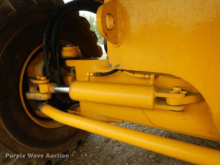 image for item DH6098 1999 Terex TB60 boom lift