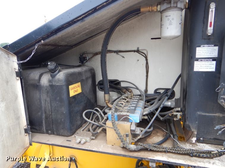 image for item DH6098 1999 Terex TB60 boom lift