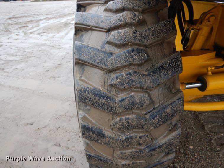 image for item DH6098 1999 Terex TB60 boom lift