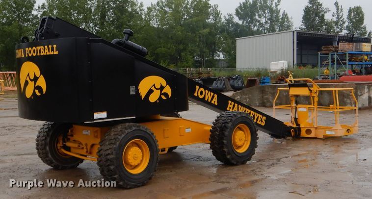 image for item DH6099 Terex TB60 boom lift