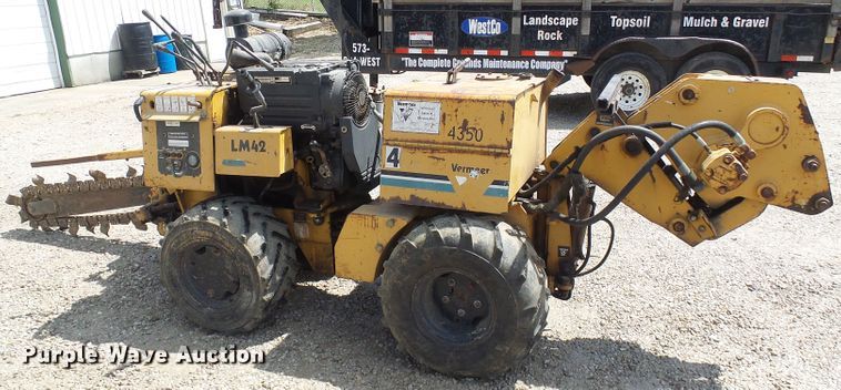 image for item DI0611 Vermeer LM42 vibratory cable plow