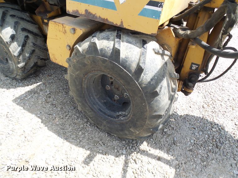 image for item DI0611 Vermeer LM42 vibratory cable plow