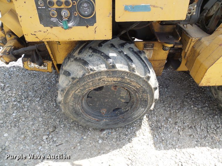 image for item DI0611 Vermeer LM42 vibratory cable plow