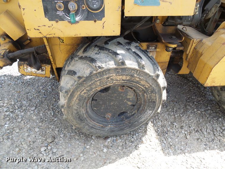 image for item DI0611 Vermeer LM42 vibratory cable plow