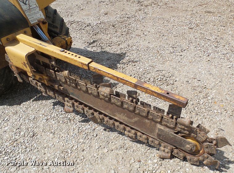 image for item DI0611 Vermeer LM42 vibratory cable plow