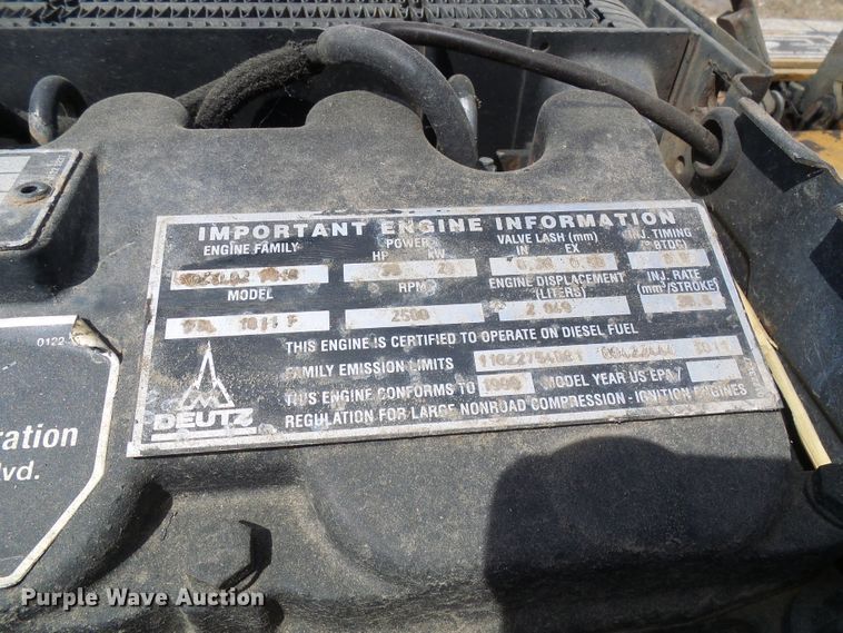 image for item DI0611 Vermeer LM42 vibratory cable plow