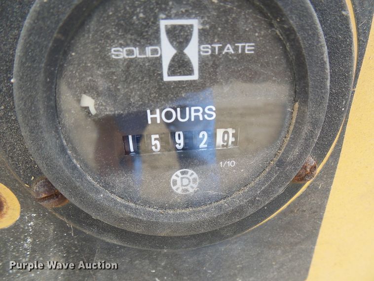 image for item DI0611 Vermeer LM42 vibratory cable plow