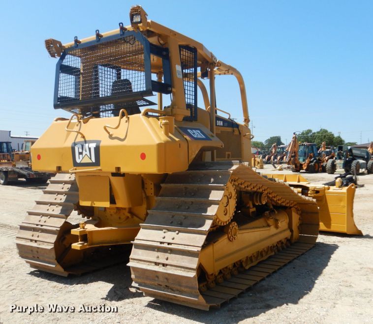 image for item DI2282 2004 Caterpillar D6N LGP dozer