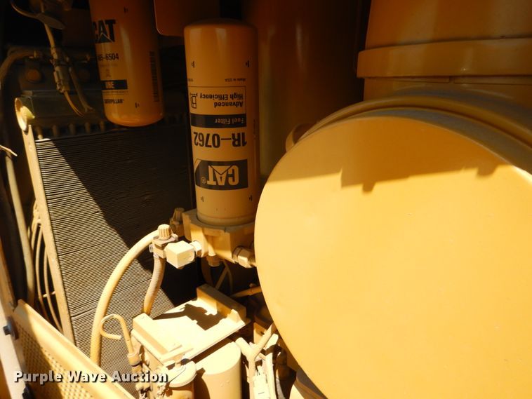 image for item DI2282 2004 Caterpillar D6N LGP dozer